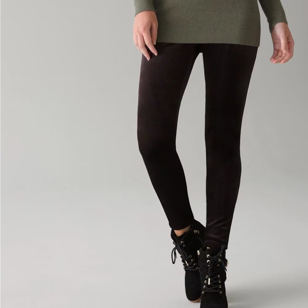WHBM NWT Velvet Cord Runway Leggings.